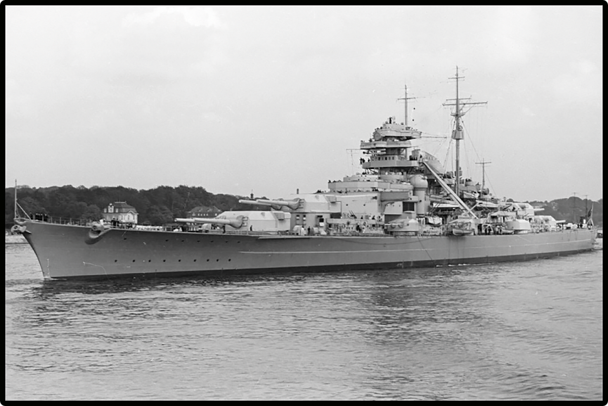 COBI 4854 Schlachtschiff Bismarck